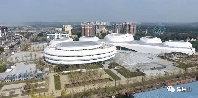 10月17日到眉山会展中心泡菜城体验洪雅非遗之旅