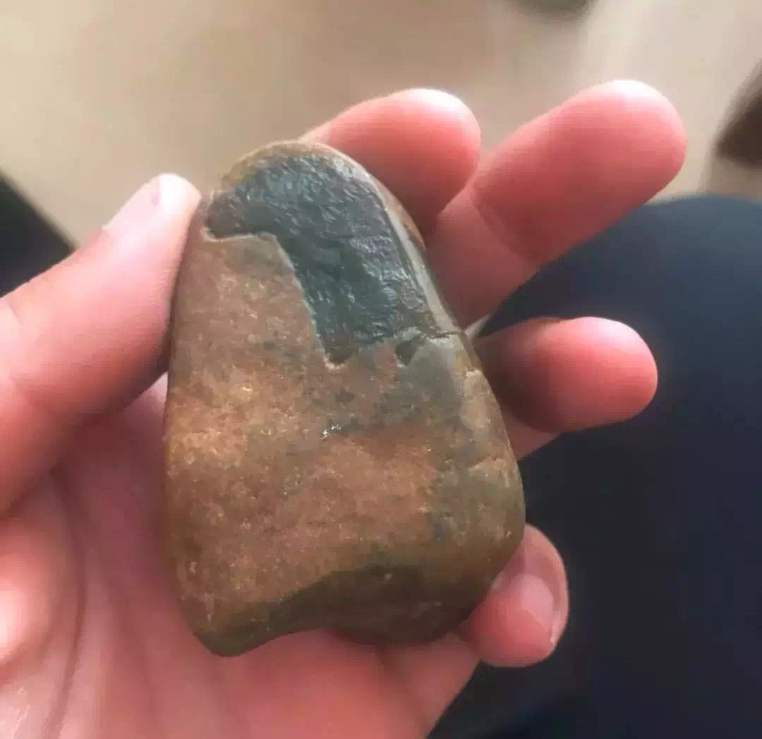 600买下的翡翠原石,捣鼓一番后的蜕变