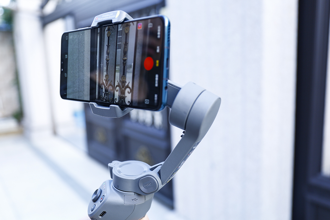新设计新功能大疆osmo手机云台3单手可控创造更多可能