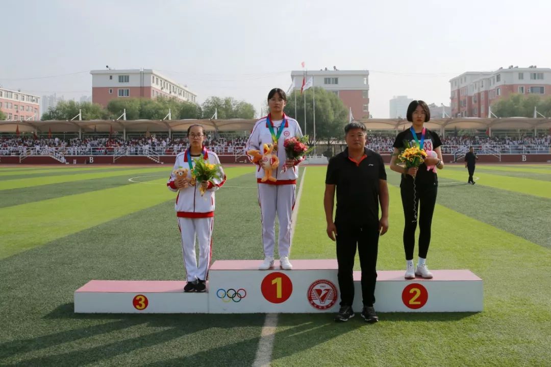 「通辽五中」2019年秋季田径运动会暨首届体育艺术节于9月27日在学校