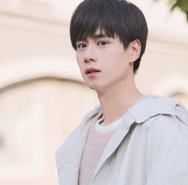 暗恋橘生淮南胡一天版剧照来袭穿校服好青春啊少年感十足