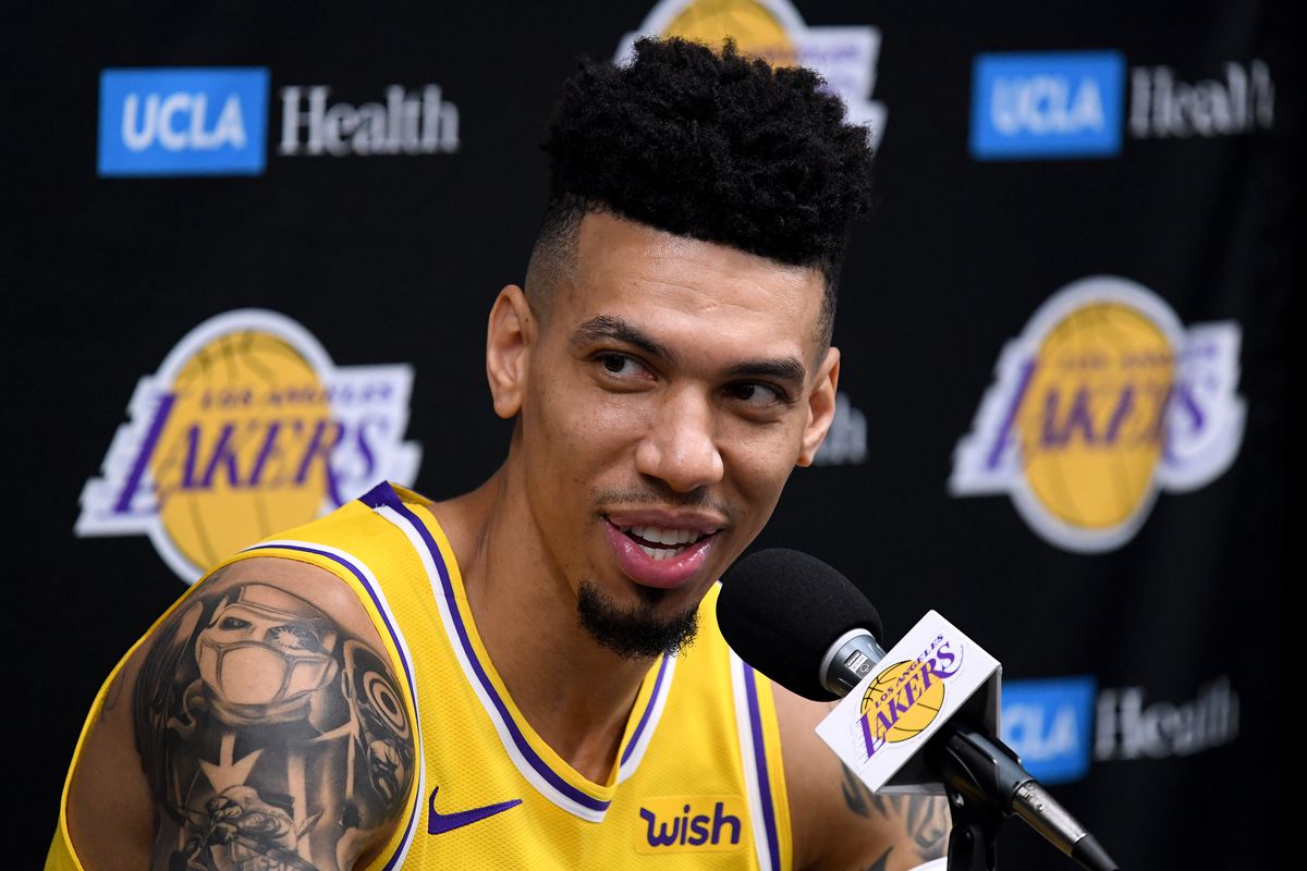 原创和詹姆斯做队友的好处丹尼格林都飘了出手机会太多让他不适应