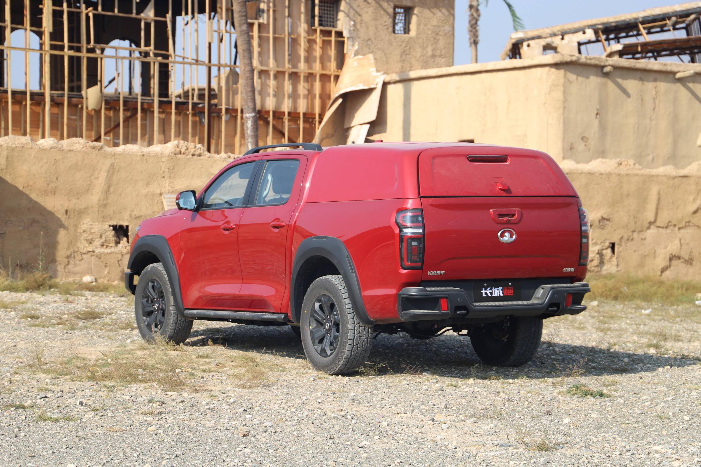 体验试驾长城炮越野版原厂改装天生爱野