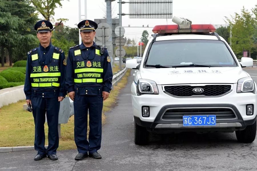 市交通运输局开展国庆期间两客一危行业安全生产督导检查