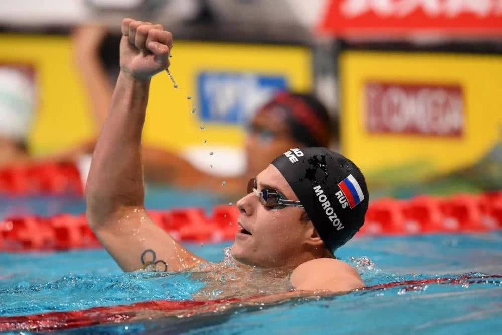 游泳世界杯霍斯祖莫洛佐夫一日双冠 孙杨劲敌客串200混摘银