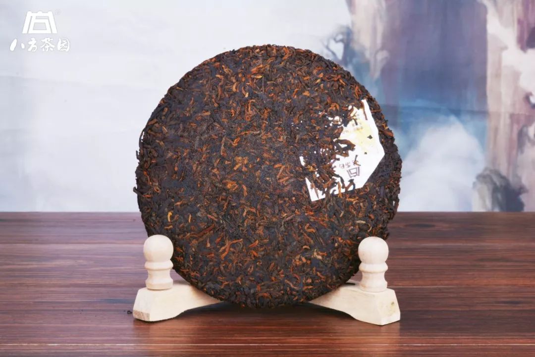 新品测评|荟聚布朗精粹,方得仙峰之味_茶叶