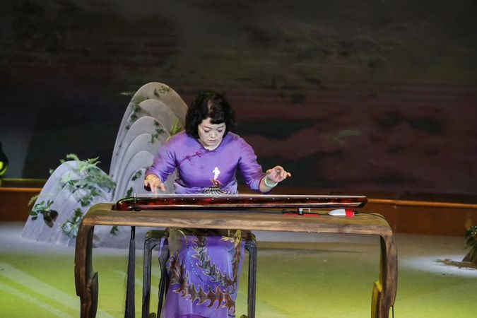 101920有琴有义任静老师教您弹古琴