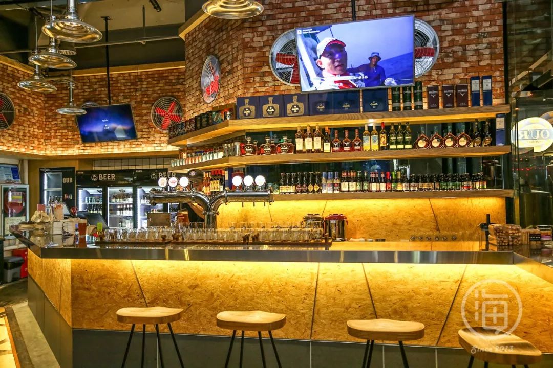 把『造酒工厂』搬到店里の精酿啤酒餐吧,不服就现实中碰一碰