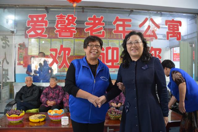 九九重阳节61浓浓敬老情洛阳市老城区爱馨康复老年公寓的欢声笑语