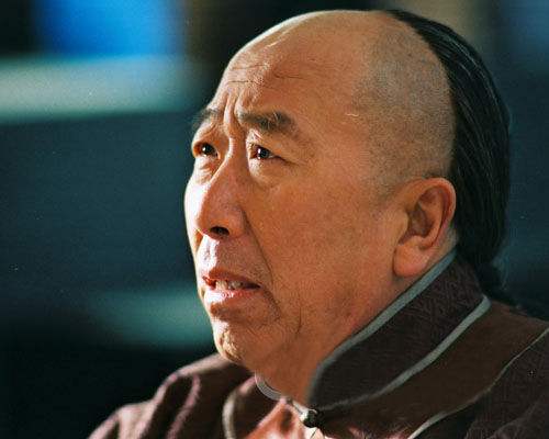 而那年的雷恪生老师已经57岁了,参演的第一部电视剧则是1993年《雷雨