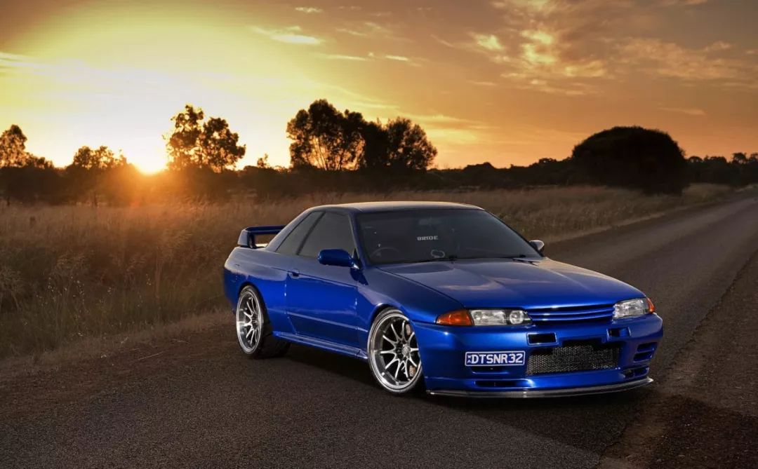 速度与激情主角保罗沃克生前21辆车将被拍卖每台都是硬货