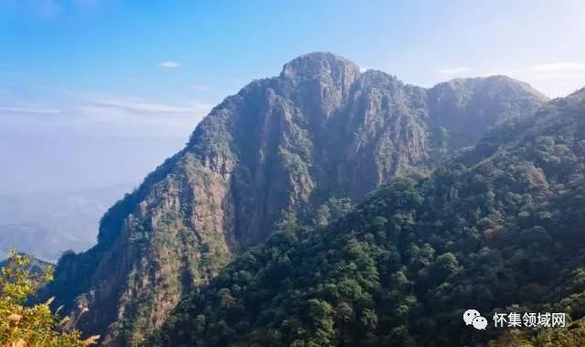 雲冰山旅遊區位於藍山縣南風坳區域,主要是都龐嶺,西峰嶺,東邊嶺,葫蘆