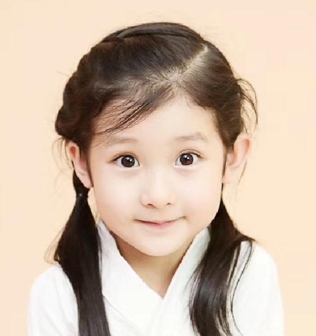 陈飞宇方言地道张子枫演技牛掰6位00后惊艳我和我的祖国