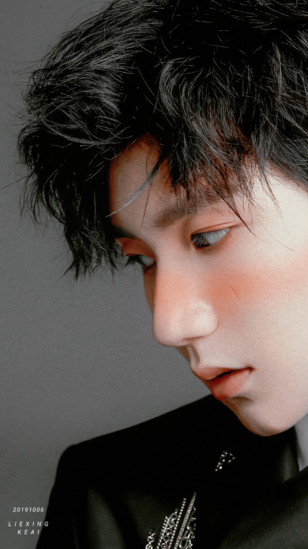 王源的优越侧脸和鼻型 想在你的鼻子上滑滑梯