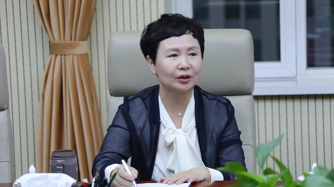 通辽市检察院第一检察部主任,扫黑办副主任吴咏梅市检察院扫黑办主任