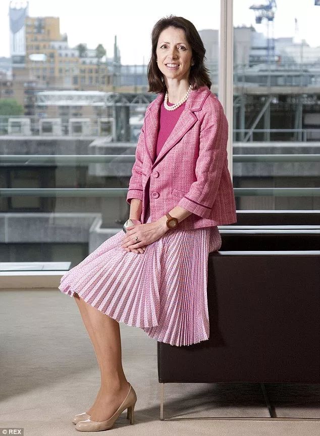 嫁给佛教徒生9个娃管理1兆英镑准备出任英格兰央行行长