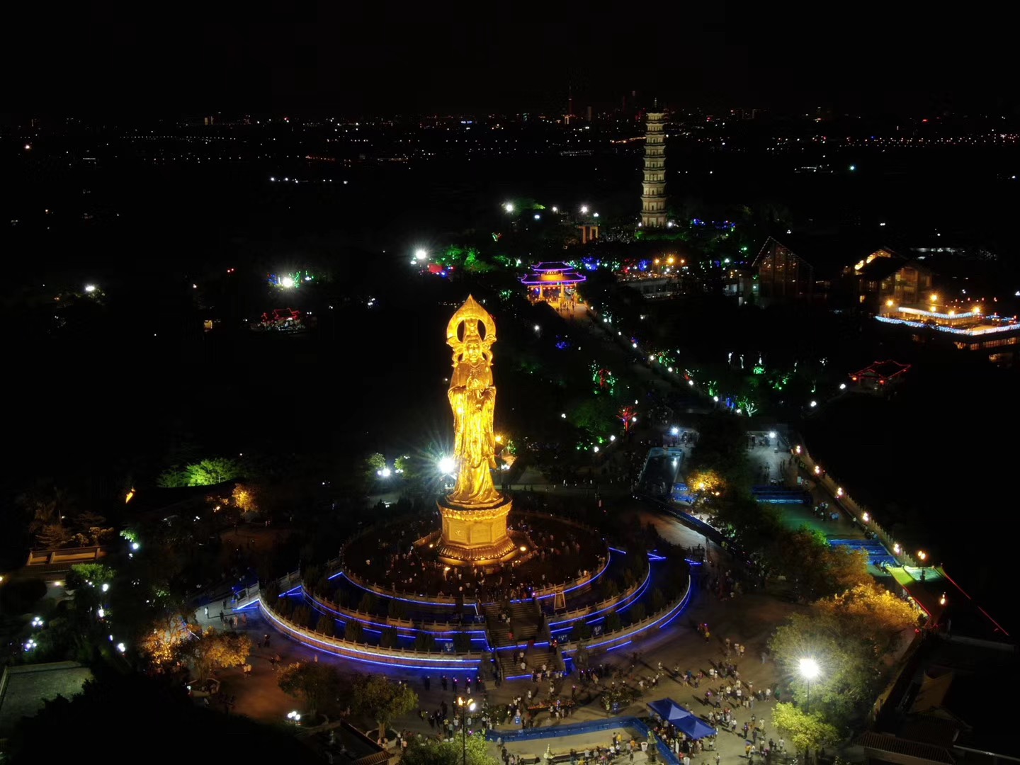 原创九九重阳,登高祈福,于莲花山胜境中赏别样璀璨夜景