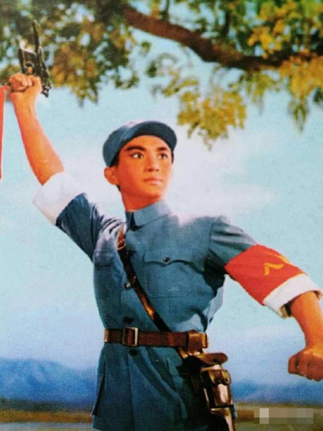 原创80年代银幕美男史钟麒原来还演过样板戏白毛女中大春哥珍贵剧照