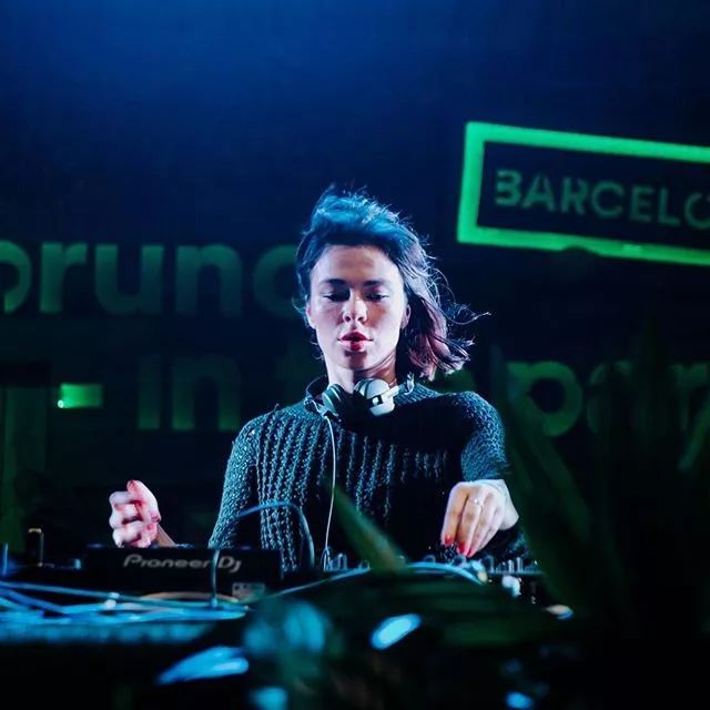 曾经的house女才不仅成为了techno女王 如今还迈出了dubstep的一步