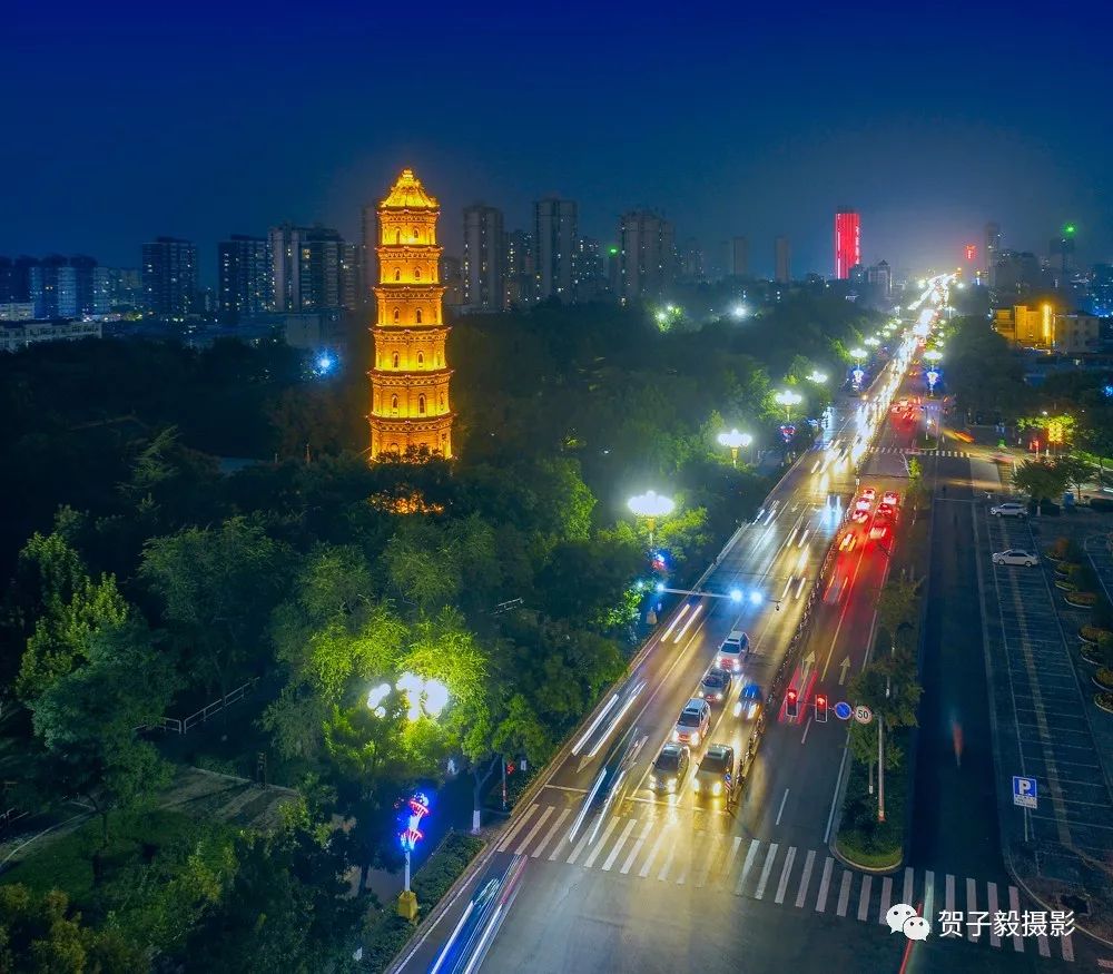 介休市位于山西省腹地,太原盆地偏南,属于温带季风气候区,冬寒夏暑,四