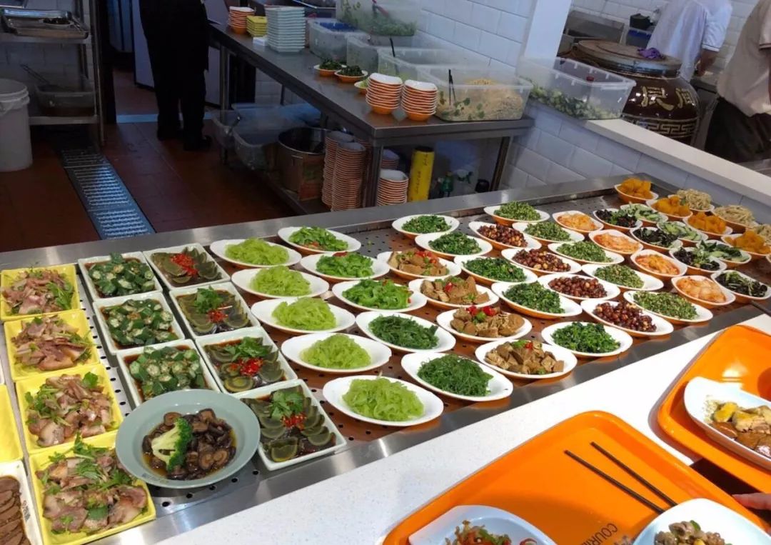 无锡这个服务区火了!竟然这样对待女司机