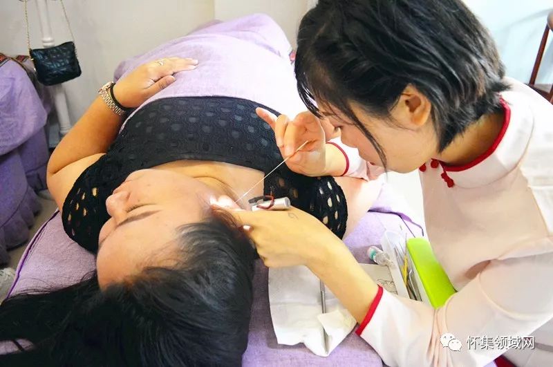 一次上瘾怀城这家采耳馆要火三人同行一人免单快来享受古法民间采耳