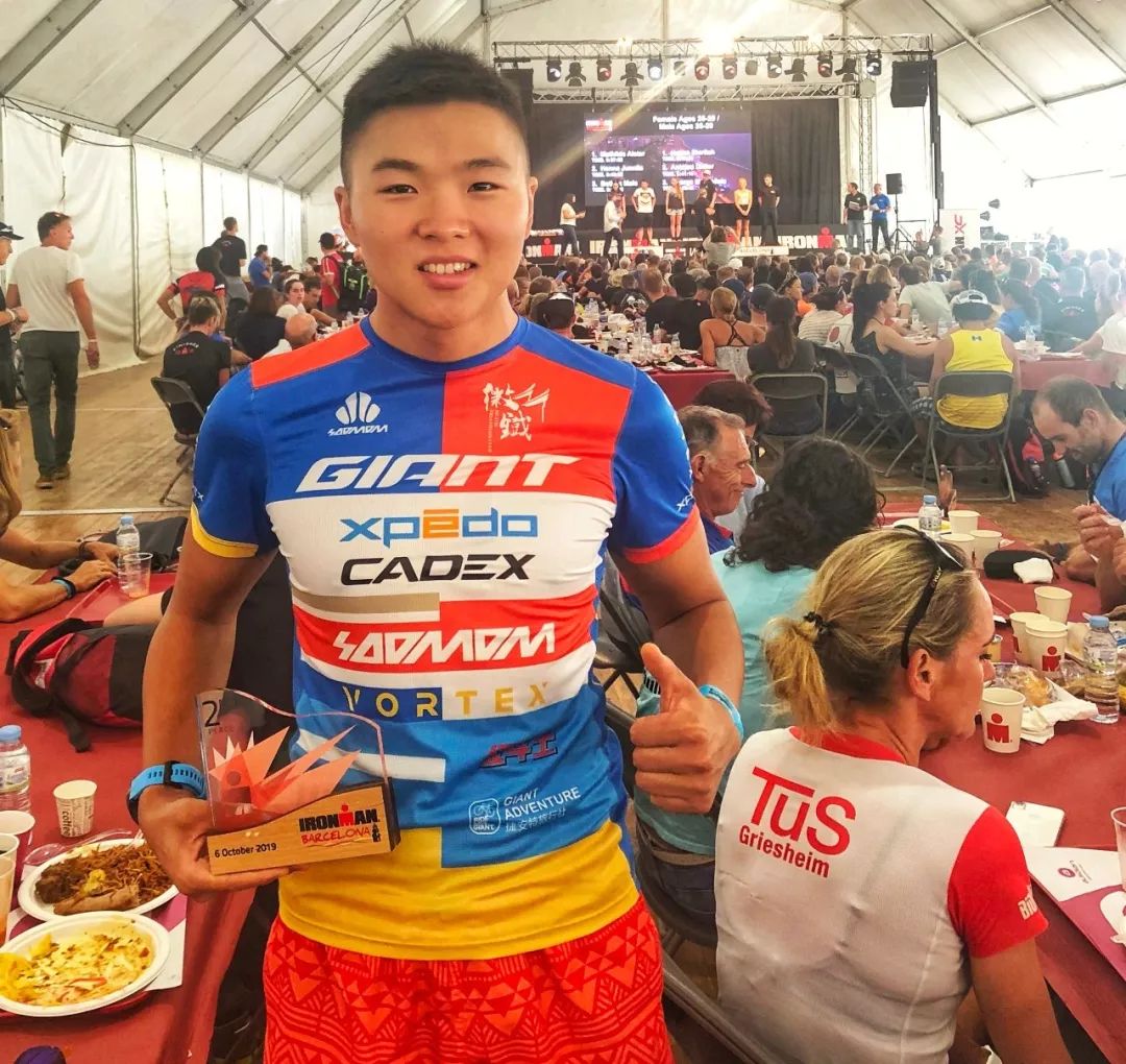 giant赞助铁三选手林浩然登上欧洲赛场领奖台
