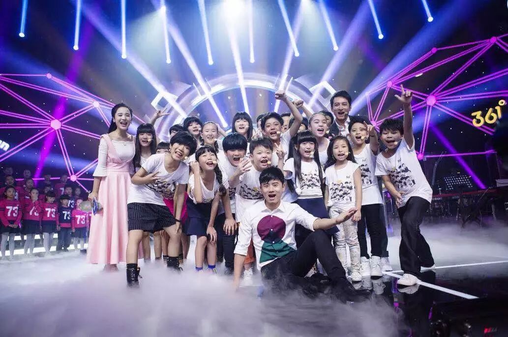 齐舞空间■地址:保利mall国际影城一楼大厅■电话:13486667099▲图丨