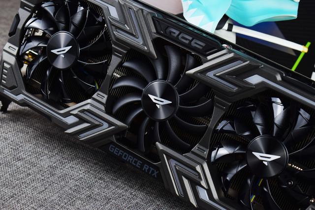 这就是越级堆料索泰rtx2070superpgfoc显卡开箱试玩体验