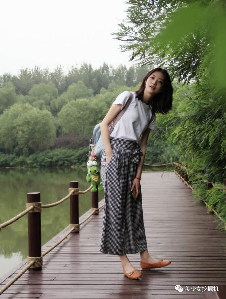 原创超级学霸,现实版沈佳宜,嗨被王思聪关注,如今成乐纯老板娘