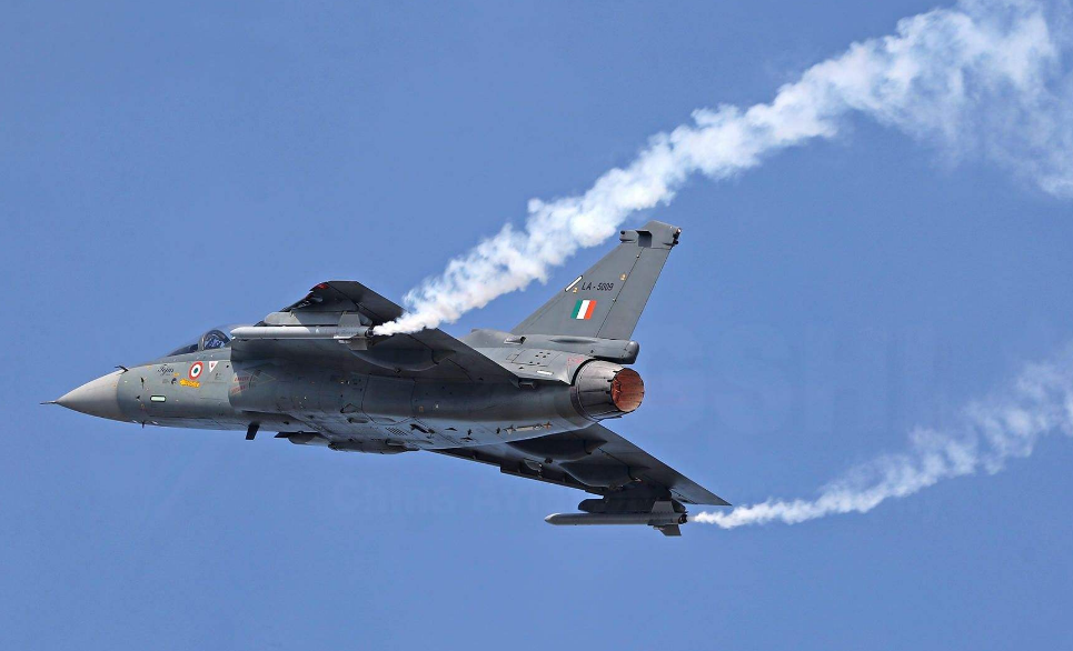 印度光辉战机迎来希望,或换装鸭翼布局,专家给出明确答案_设计