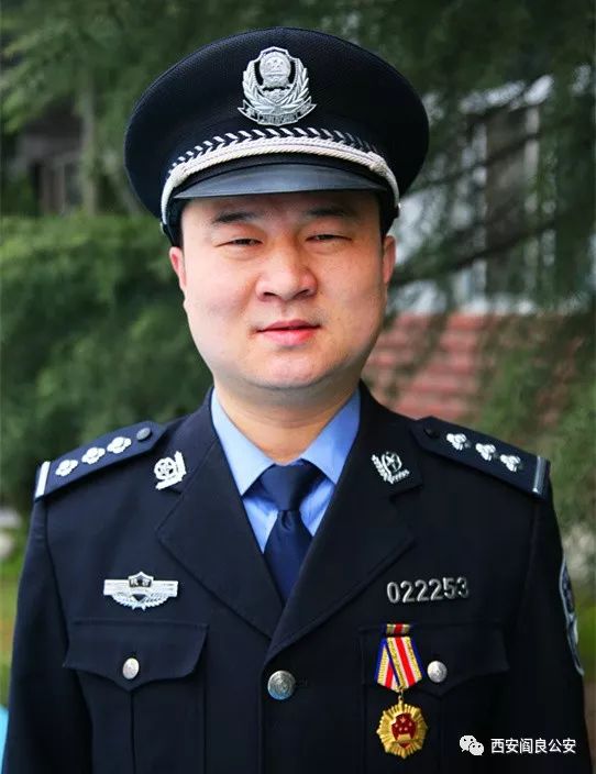 案发后,西安市公安局八处和阎良分局协同破案,全面布控,经过反复摸排