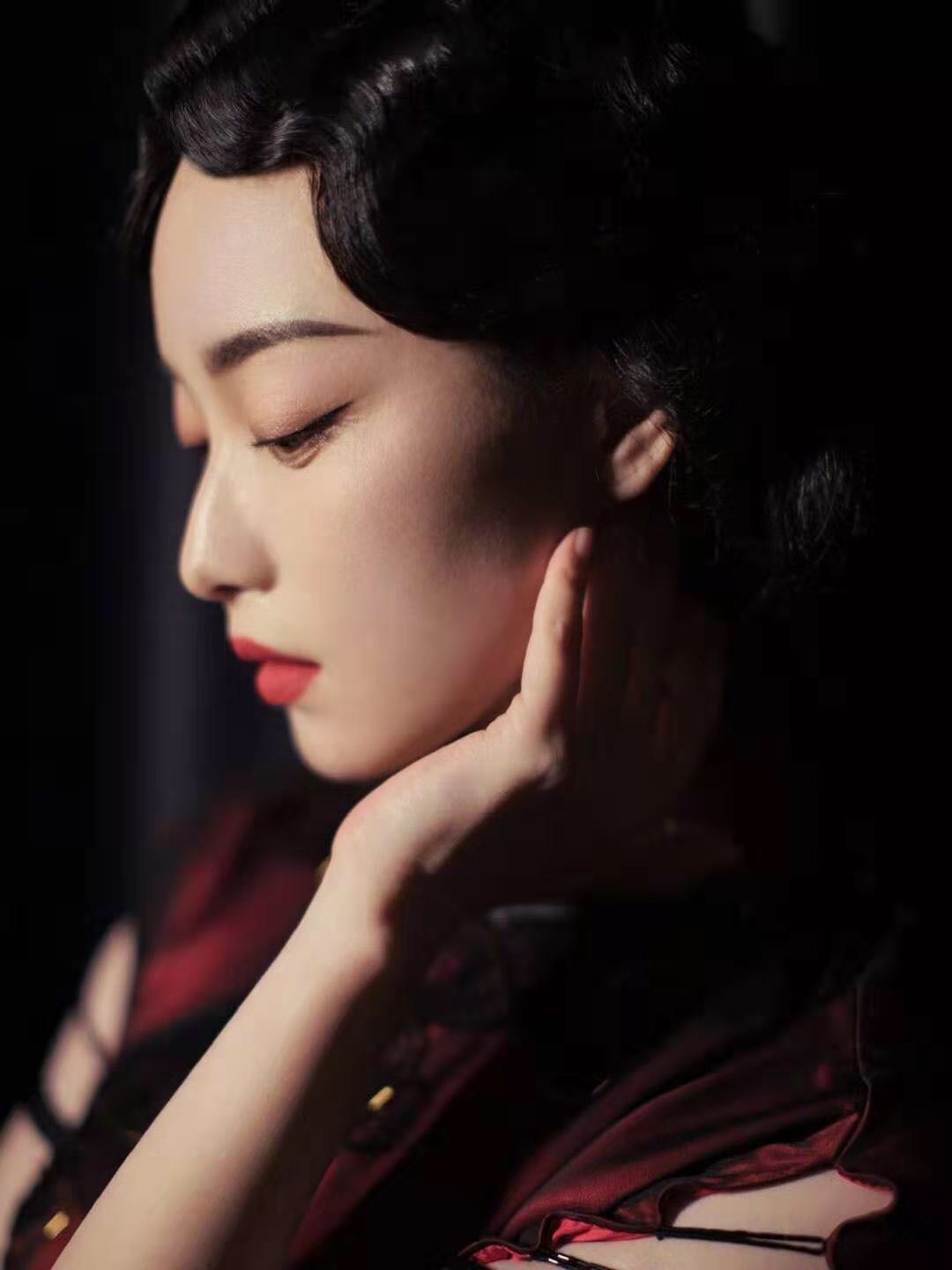 你的偶像穿上旗袍 是军阀太太还是礼仪小姐?