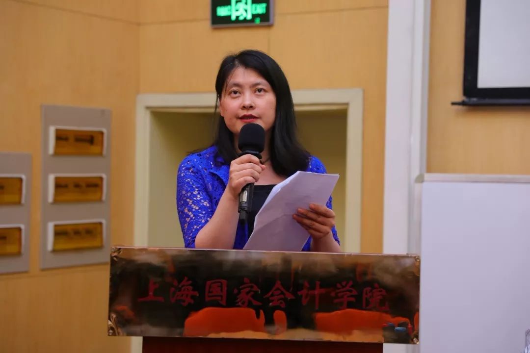 "独学而无友,则孤陋而寡闻",两位学员代表严晓燕,俞高在结业典礼上