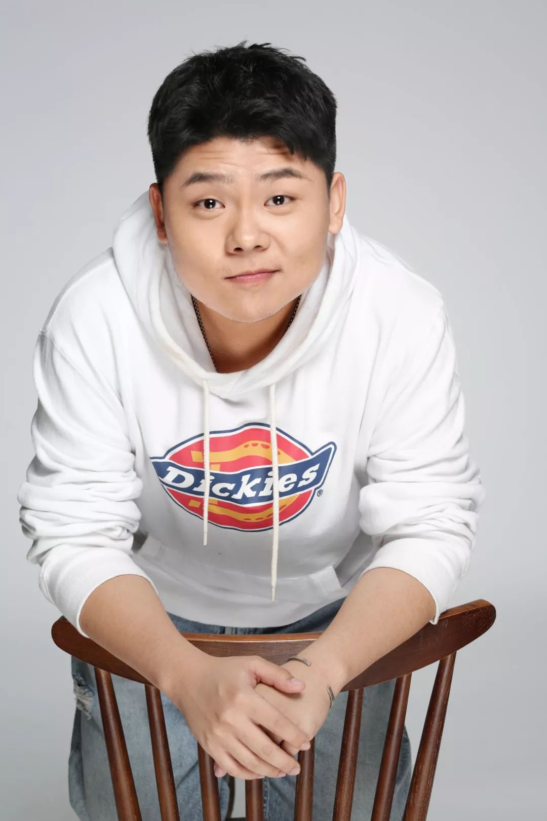 高建伟,林兆华戏剧创作中心青年演员.