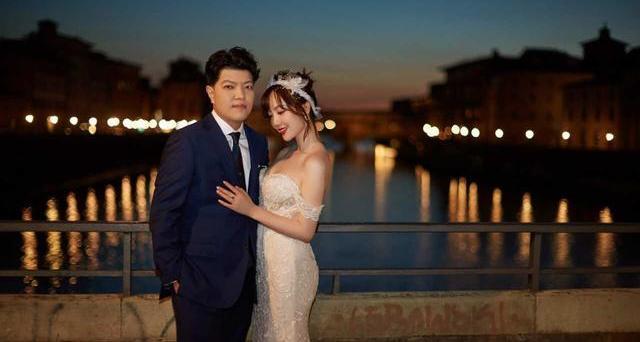 原创知名主持人余声婚礼照曝光,看到新郎官长相,网友:一言难尽