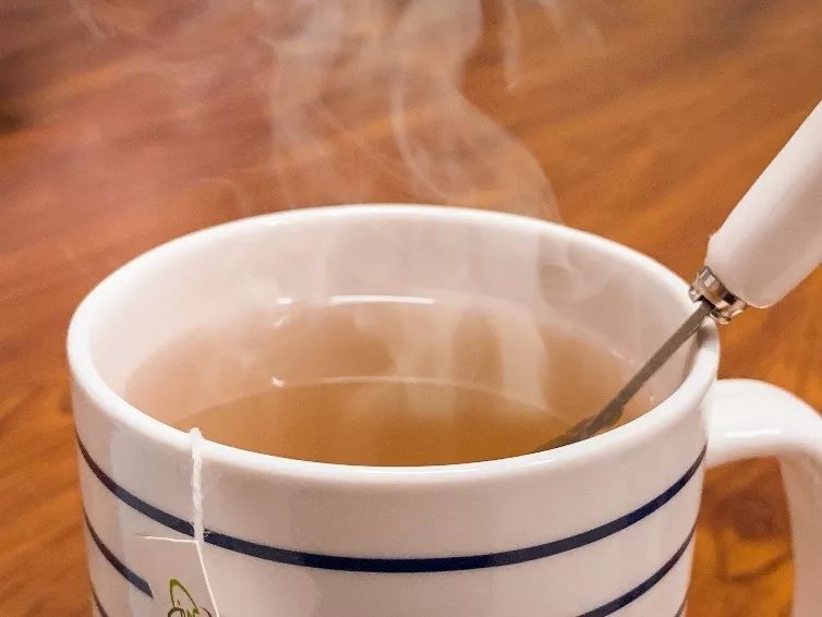 中药小科普忽冷忽热好感冒除了多喝热水你还可以这样做