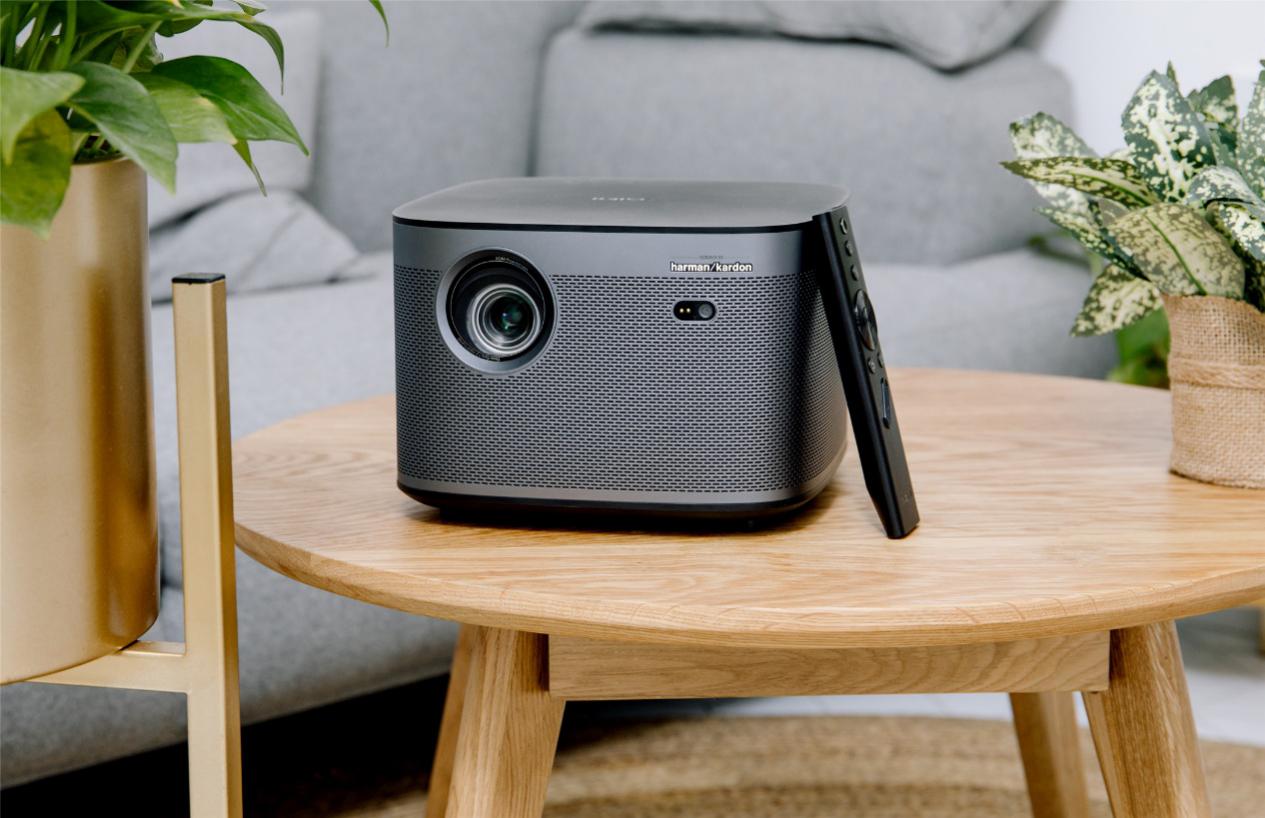 家里再小有极米h3就拥有上百英寸的骄傲