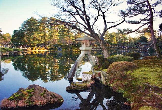 安土桃山时代,本能寺之变后,丰臣秀吉五大老之一前田利家迁入金泽城