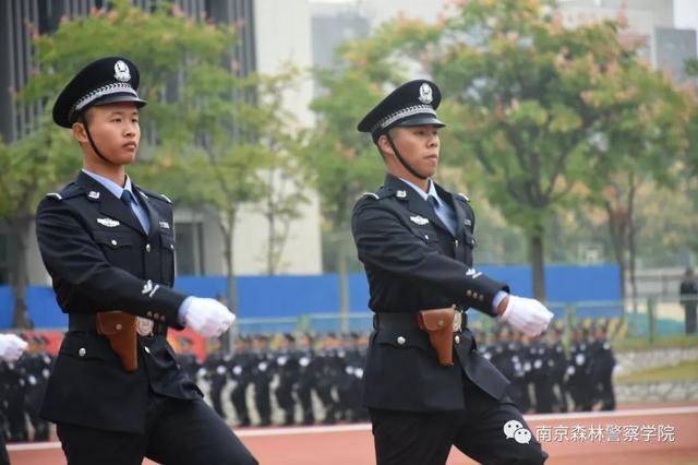 南京森林警察學院隆重舉行2019級新生開學典禮暨軍訓彙報表演