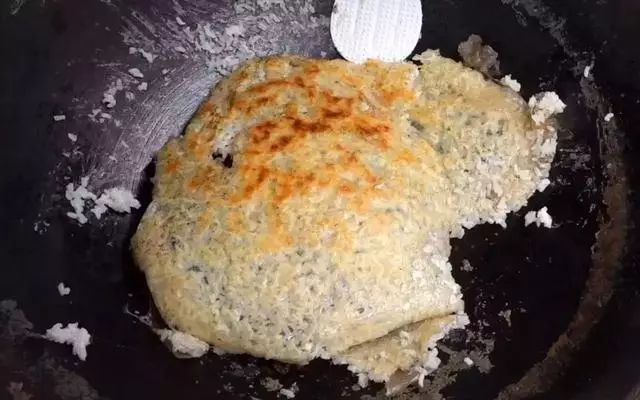 节日很快就会被孩子们一扫而空蒸上一大锅玉米和地瓜这样煮出来的饭菜