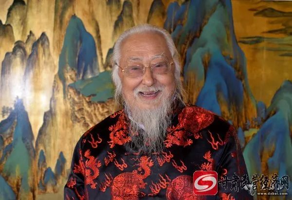 张三水原名张淼,张大千之子,一九三四年出生于四川.