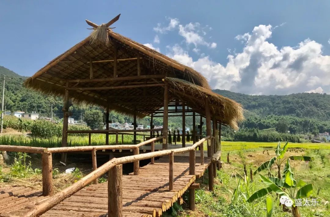 游走勐傣滇西边境上的傣乡勐角