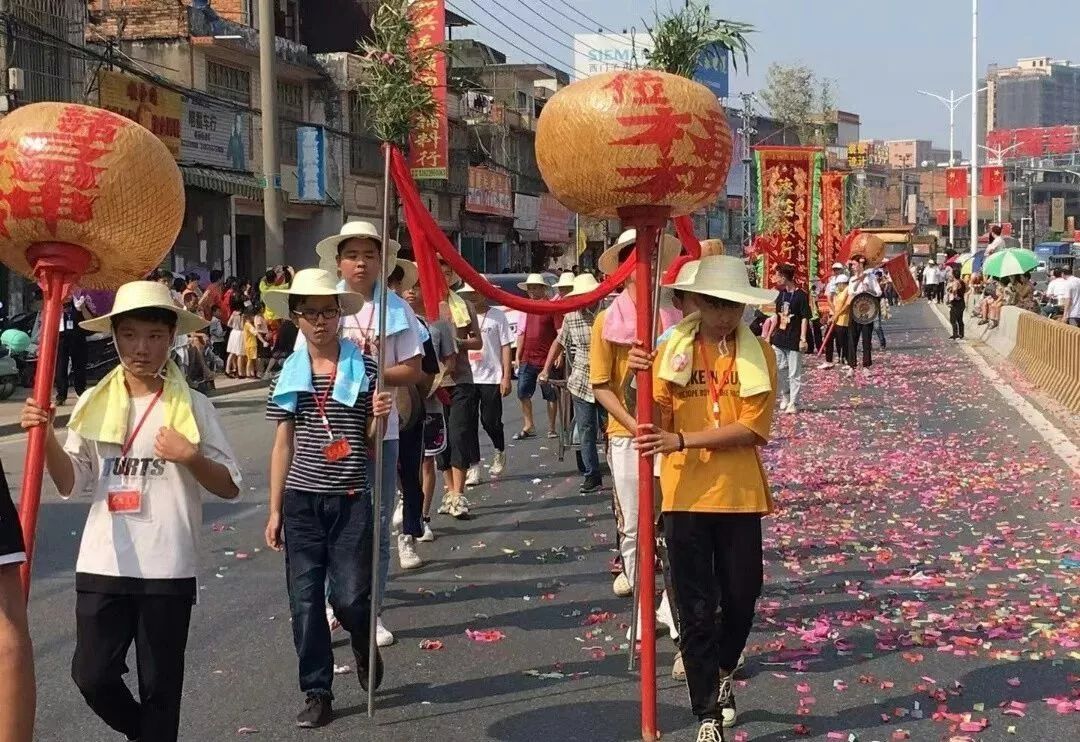 恭请胪岗天后圣母金身,深溪翠峰岩圣母娘娘和叔爷金身,还有本境佛祖