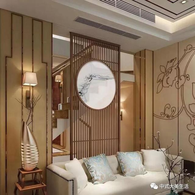 格栅隔断客厅和餐厅通常采用博古架进行空间隔断,反映出主人高雅的