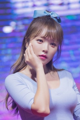 另一个热议的话题就是虽然洪善英变瘦了,但是和洪