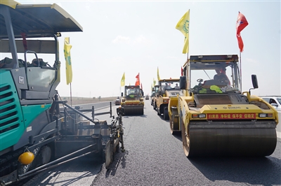 银百高速宁夏段蹚出一条绿色生态之路