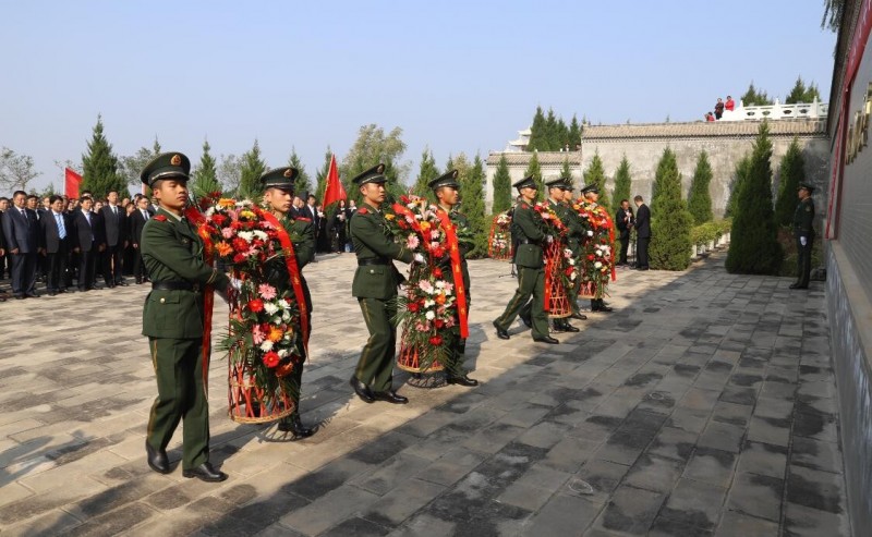 凤翔举行烈士纪念日公祭活动