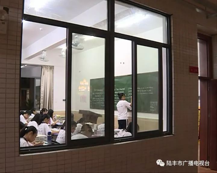 陆丰龙山中学新校区学生的学习和生活情况