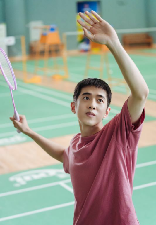 梁靖康七上《快乐大本营》逗趣不停 6日现身雪花秀品牌活动